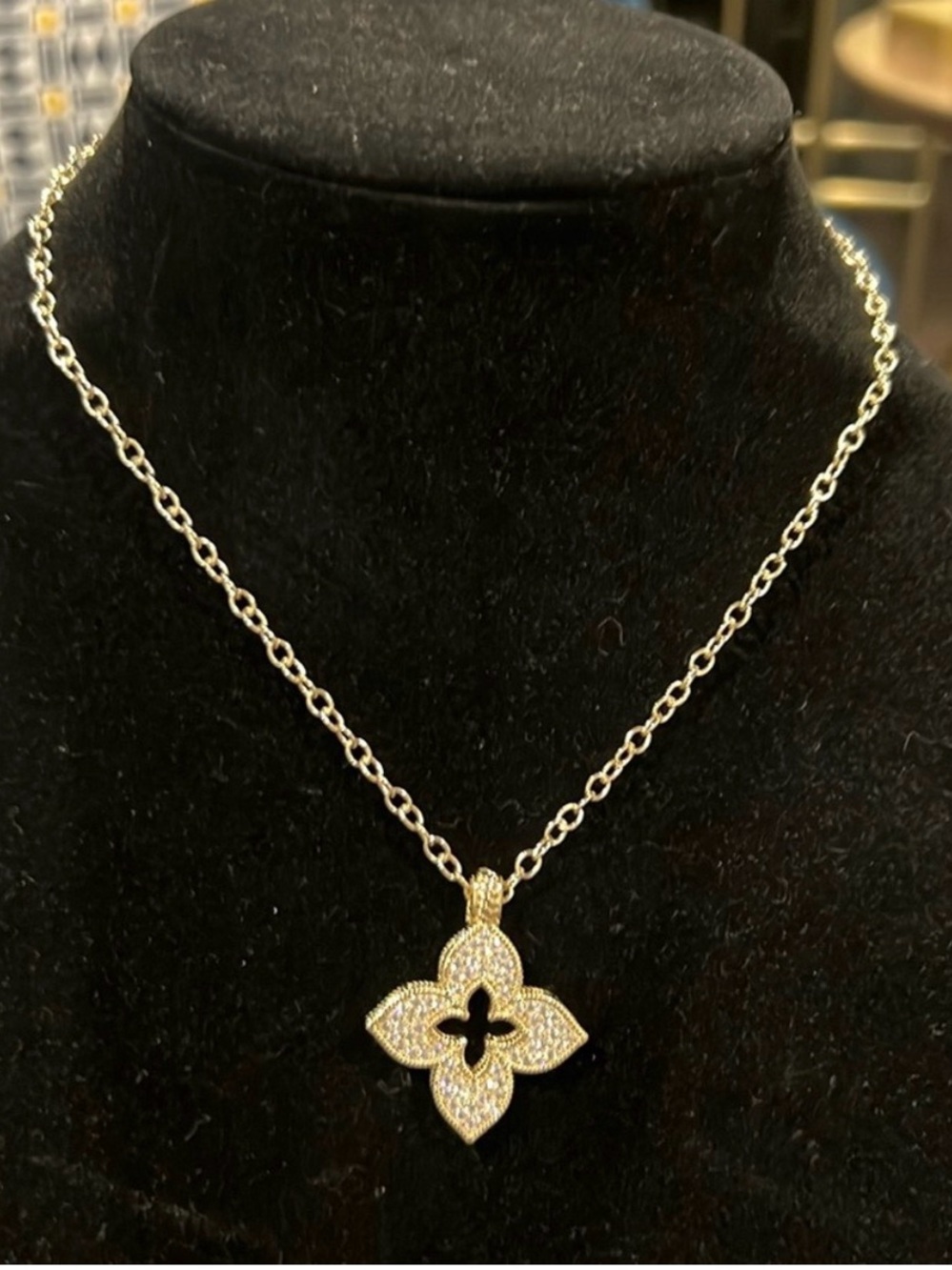 Gold Floral Pave Pendant Necklace - Elegant Women's Jewelry Set of 2